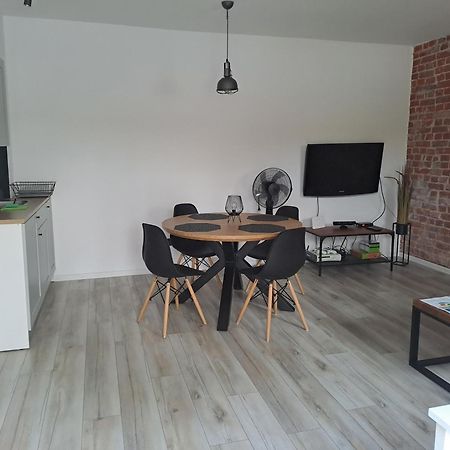 Апартаменти P.S. Loft Мєлно Екстер'єр фото